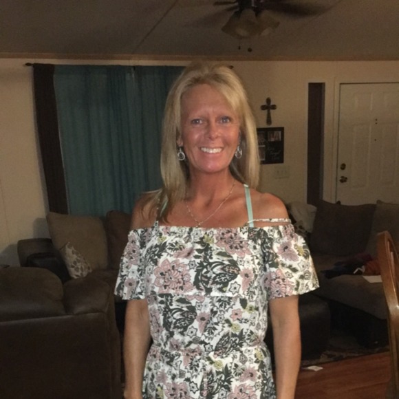 Meet your Posher, Brenda - Picture 1 of 1